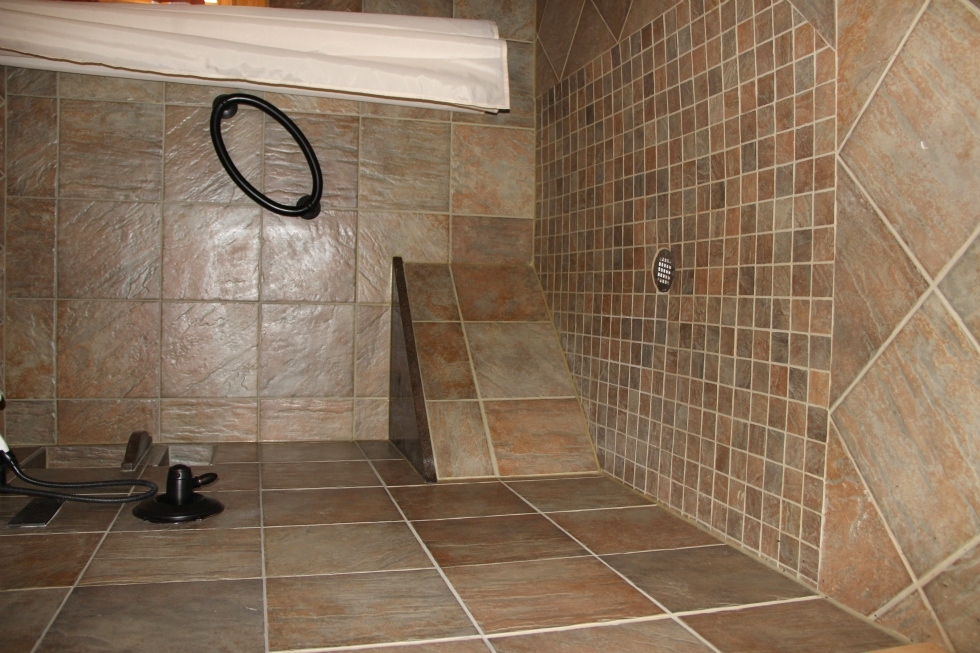 Tile Floors And Tile Wall projects by Able Tiles  Able Tiles 